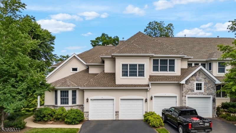 9 Hadley Ct  Bernards Twp. NJ 07920 photo