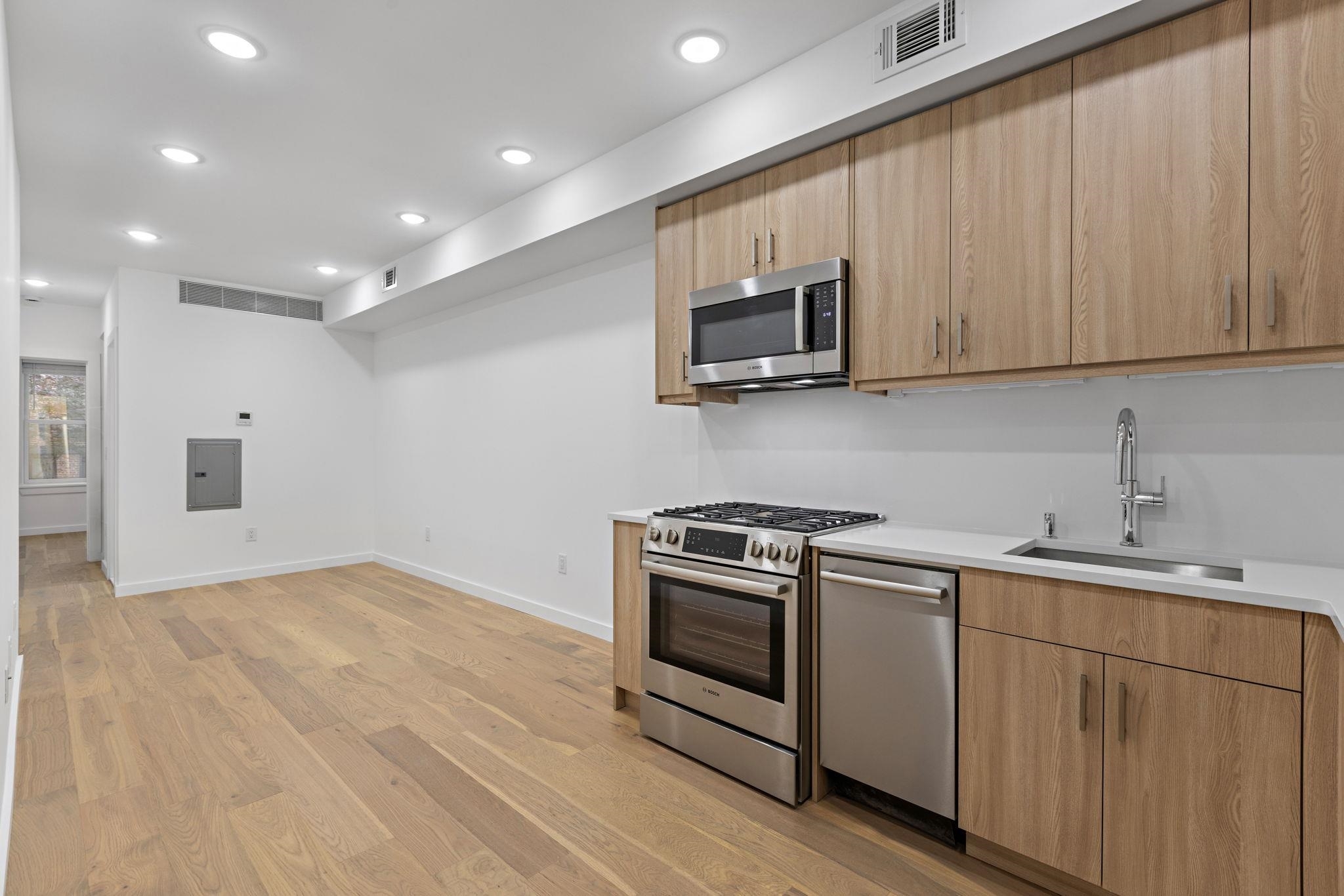 Property Photo: 364 8th St 1L NJ 07302