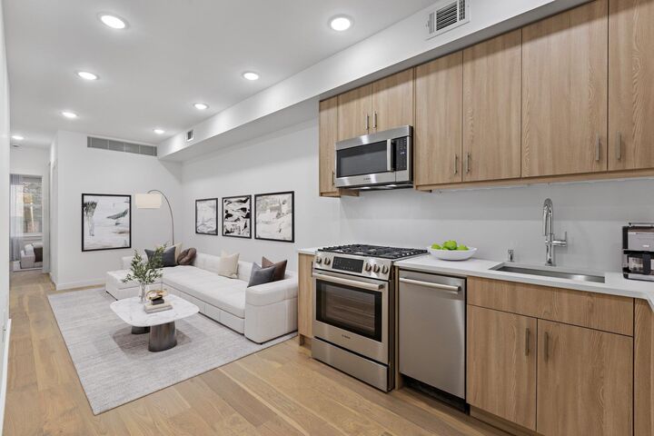 Property Photo: 364 8th St 1L NJ 07302