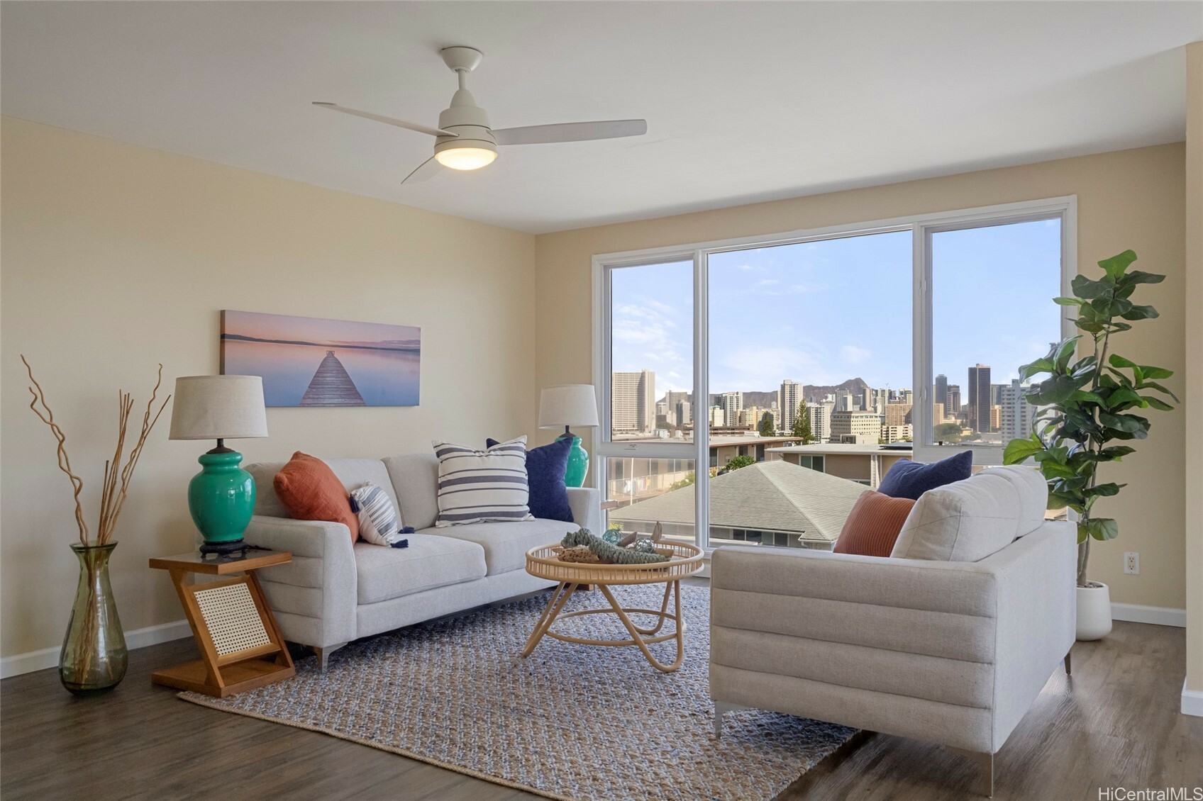 1020 Spencer Street 6  Honolulu HI 96822 photo