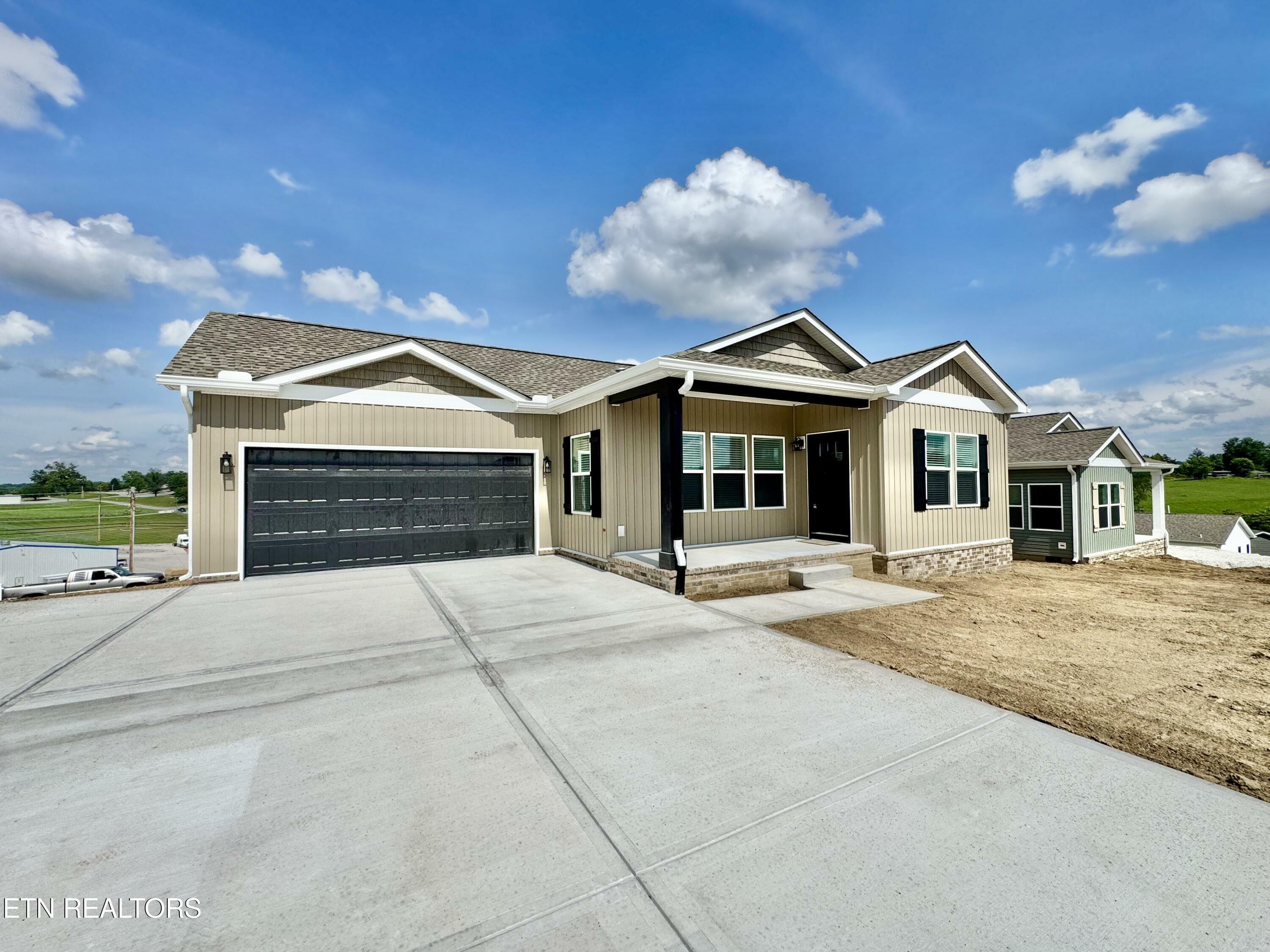 Property Photo:  107 Turquoise Lane  TN 37825 