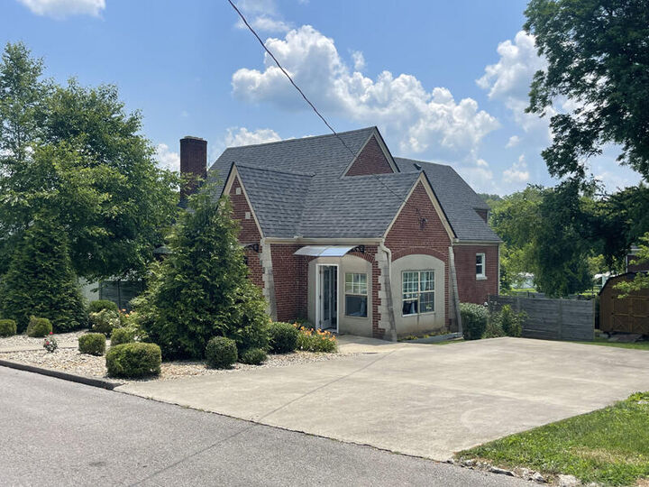 400 Clements Avenue  Somerset KY 42501 photo
