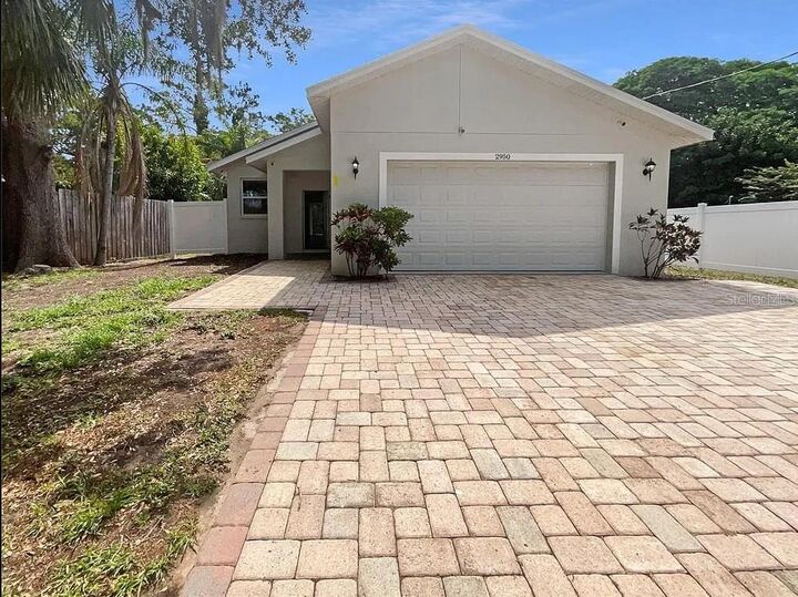 2950 N North Oriente Avenue Avenue N N/A  Sarasota FL 34235 photo
