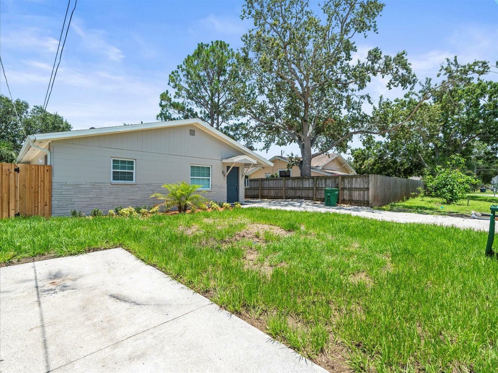 Property Photo:  6612 S Faul Street  FL 33616 