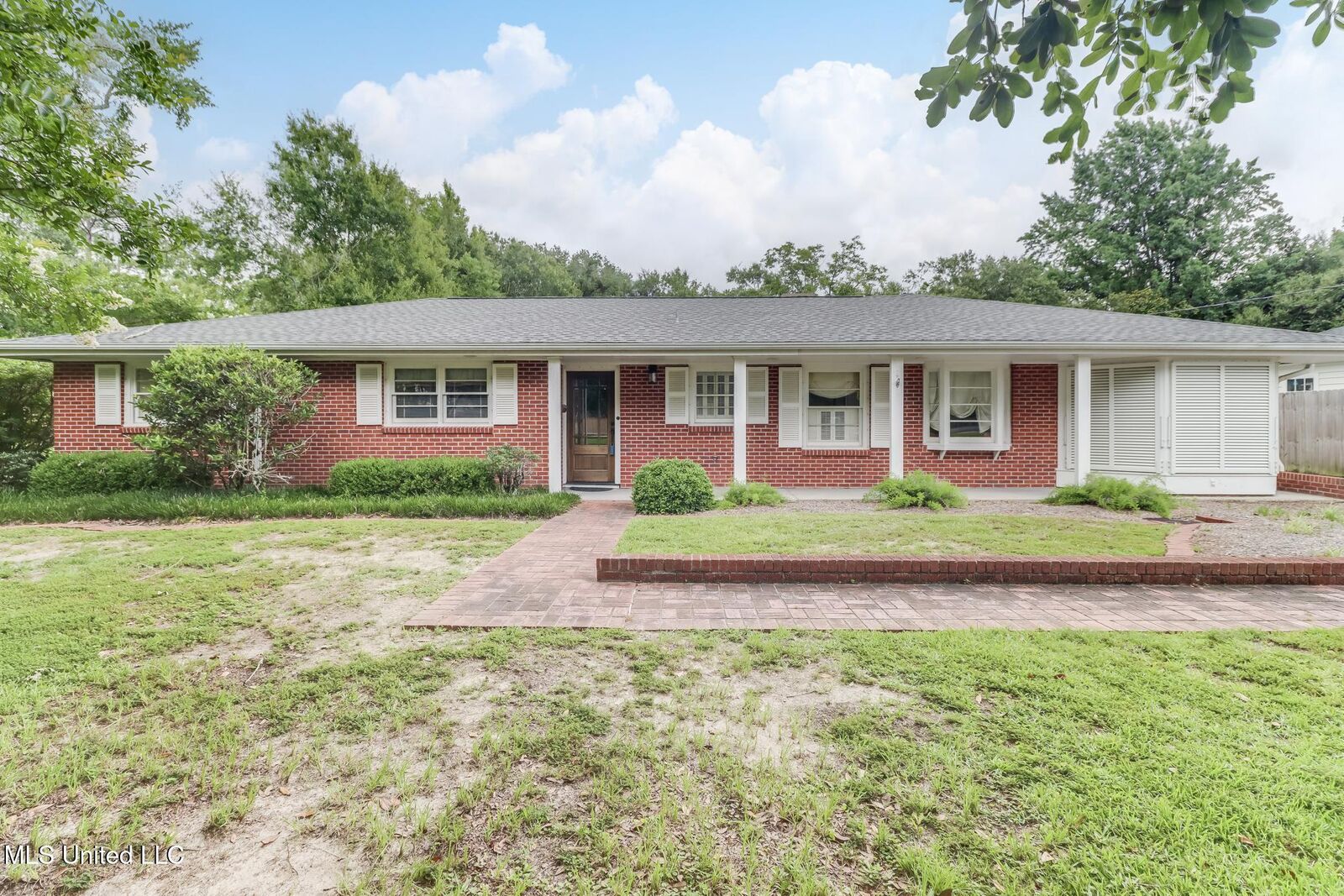 Property Photo:  5206 Quincy Avenue  MS 39507 