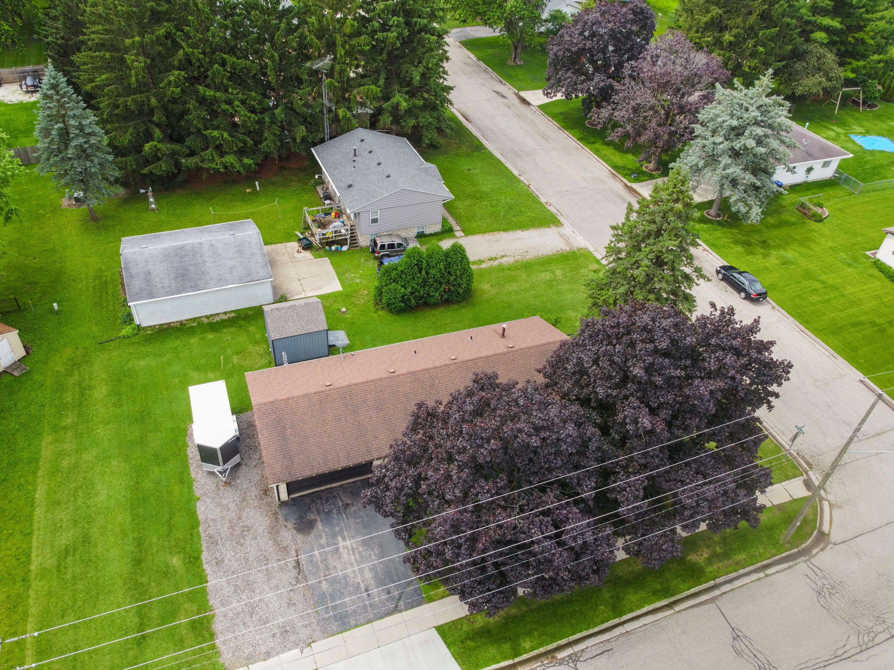 Property Photo:  301 E 1st Ave  WI 53121 