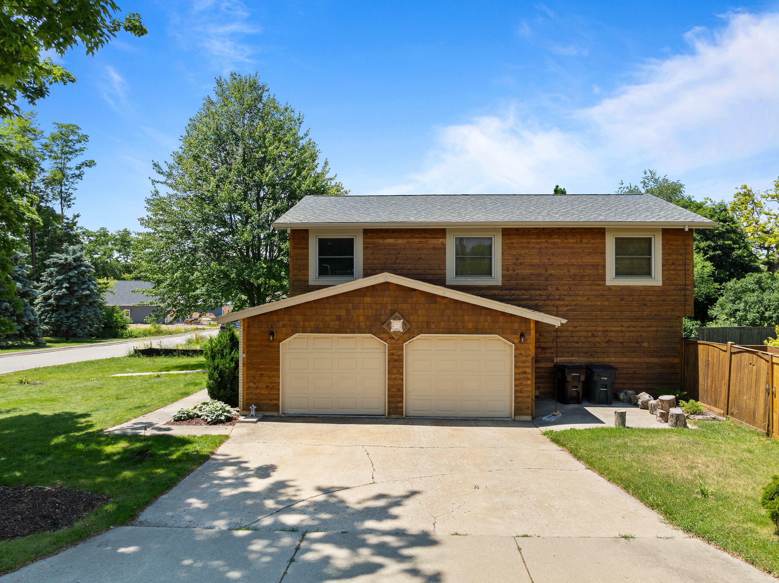Property Photo: 808 Lake Geneva Blvd WI 53147