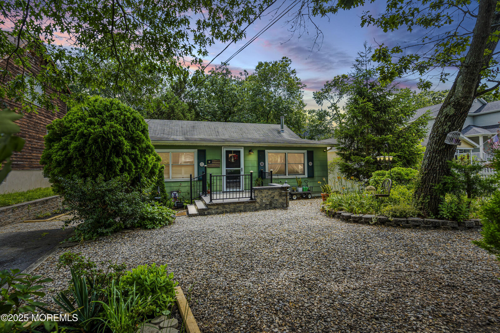 Property Photo:  198 W End Avenue  NJ 08753 