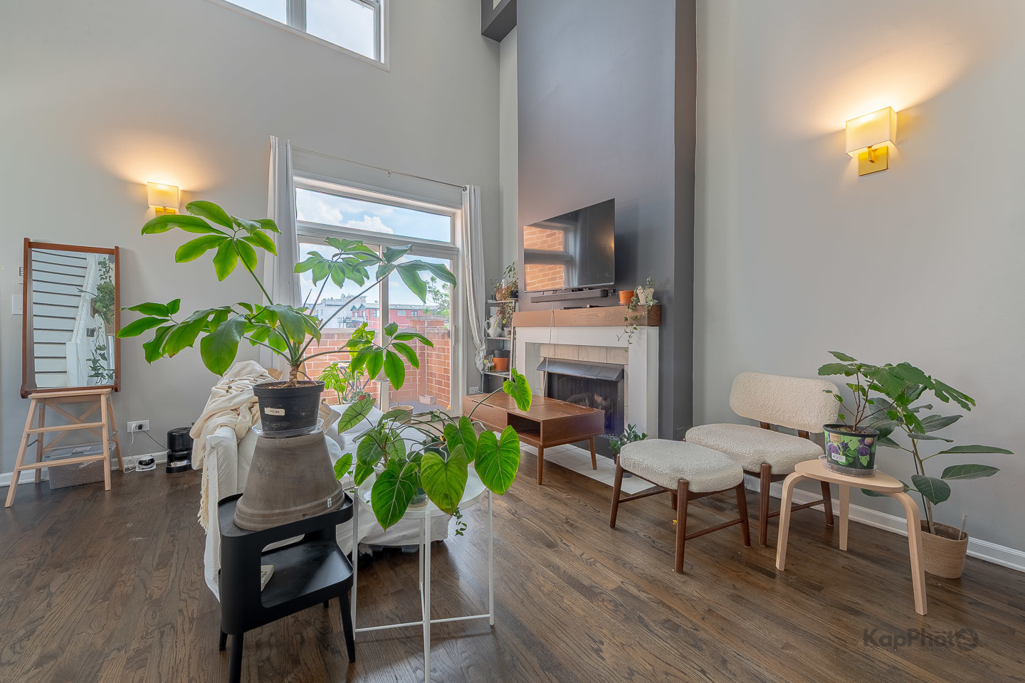 Property Photo:  1942 W Armitage Avenue 3  IL 60622 