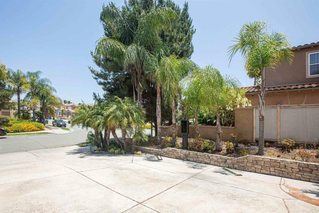 Property Photo: 2744 Rambling Vista CA 91915