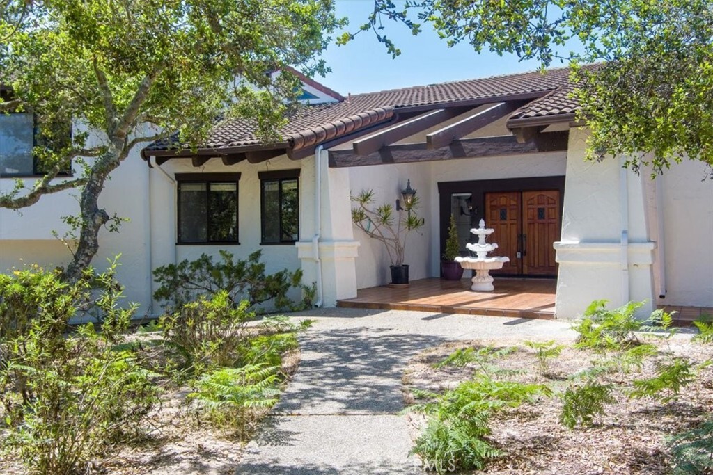 Property Photo: 445 Firestone Way CA 93436