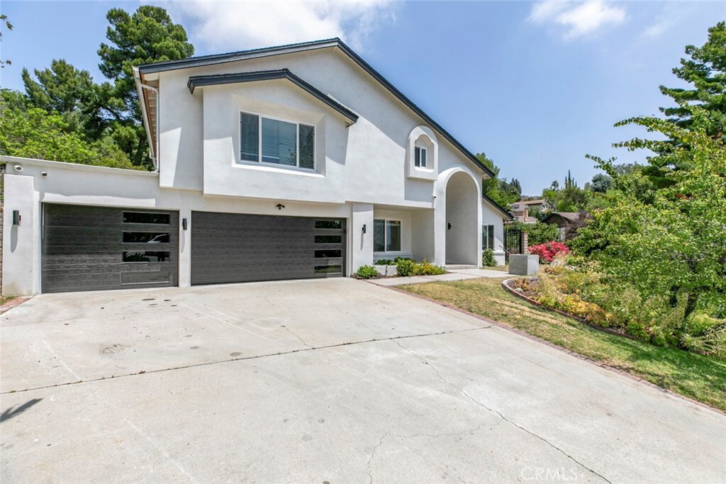 Property Photo:  3125 Emerald Isle Drive  CA 91206 