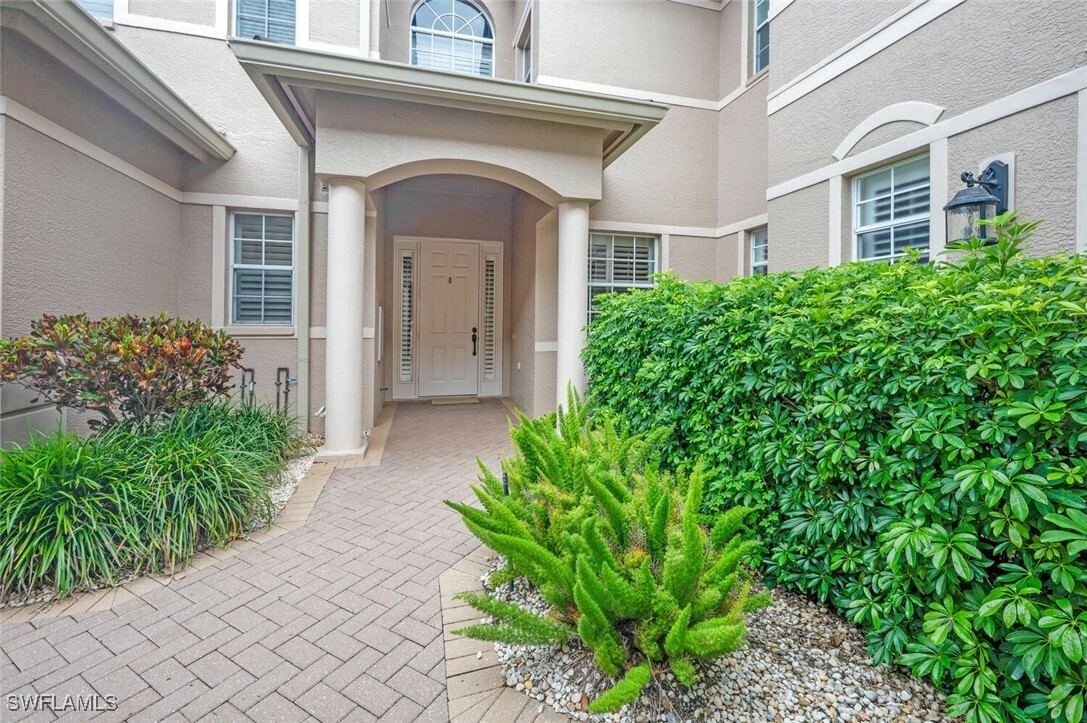 Property Photo: 798 Regency Reserve Circle 1101 FL 34119