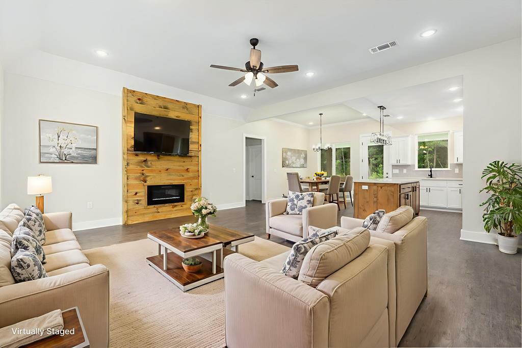 Property Photo:  313 Shirey Lane  TX 75901 