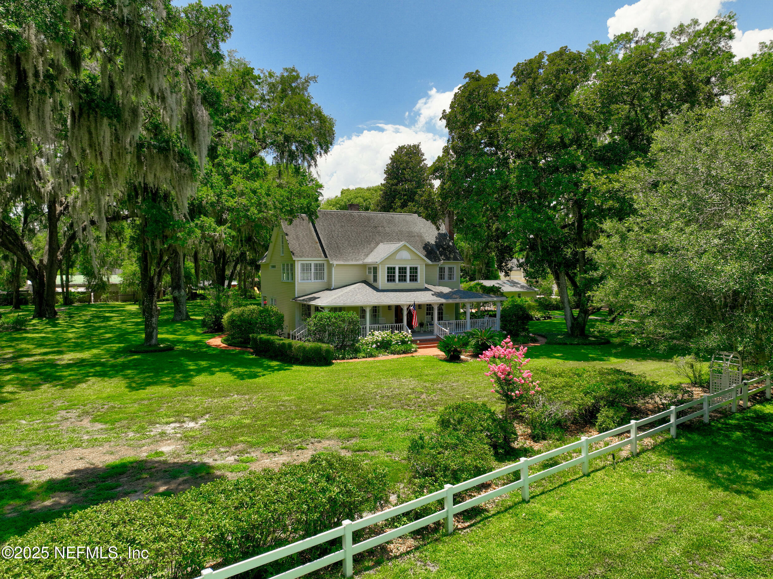 Property Photo: 12367 Mandarin Road FL 32223
