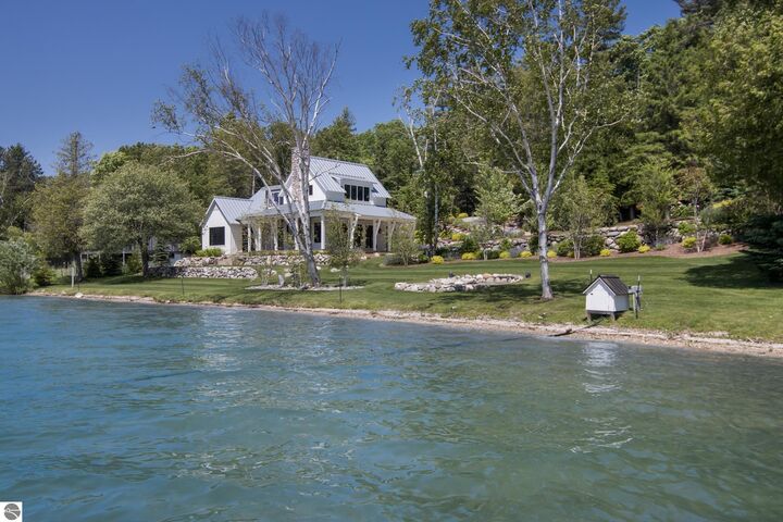 4851 NE Torch Lake Drive  Central Lake MI 49622-9619 photo