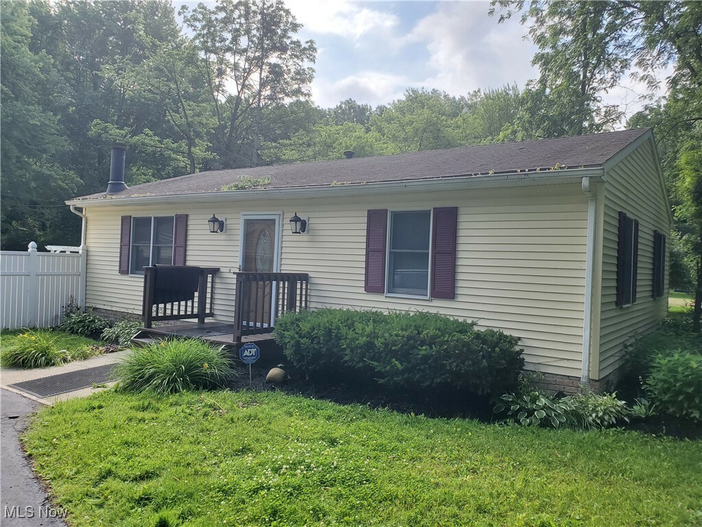 Property Photo: 6611 Lear Nagle Road OH 44039