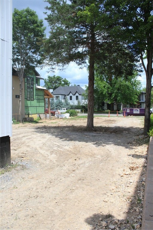Property Photo:  416 SE C Street  AR 72712 