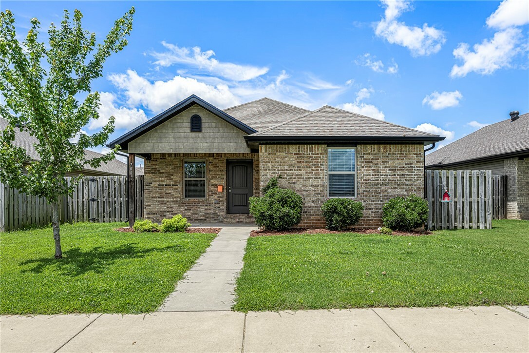 708 SW Willowpoint Road  Bentonville AR 72712 photo