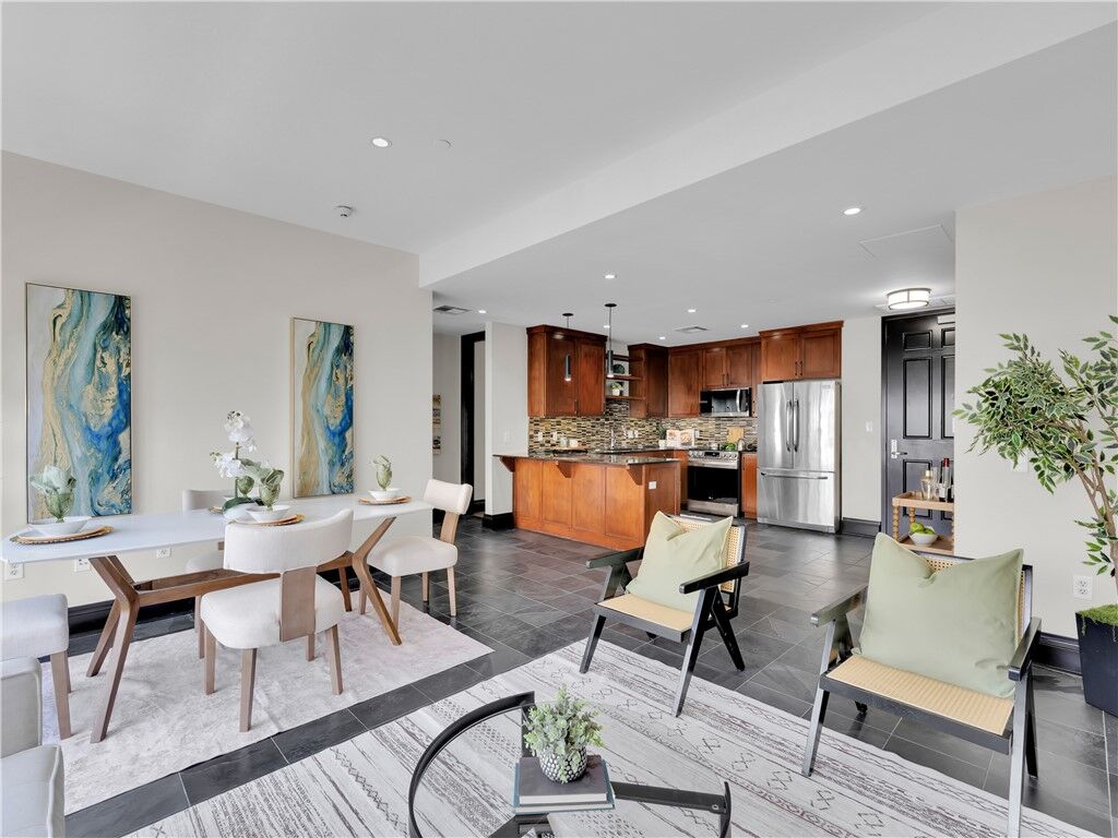 Property Photo:  401 W Watson Street 507  AR 72701 