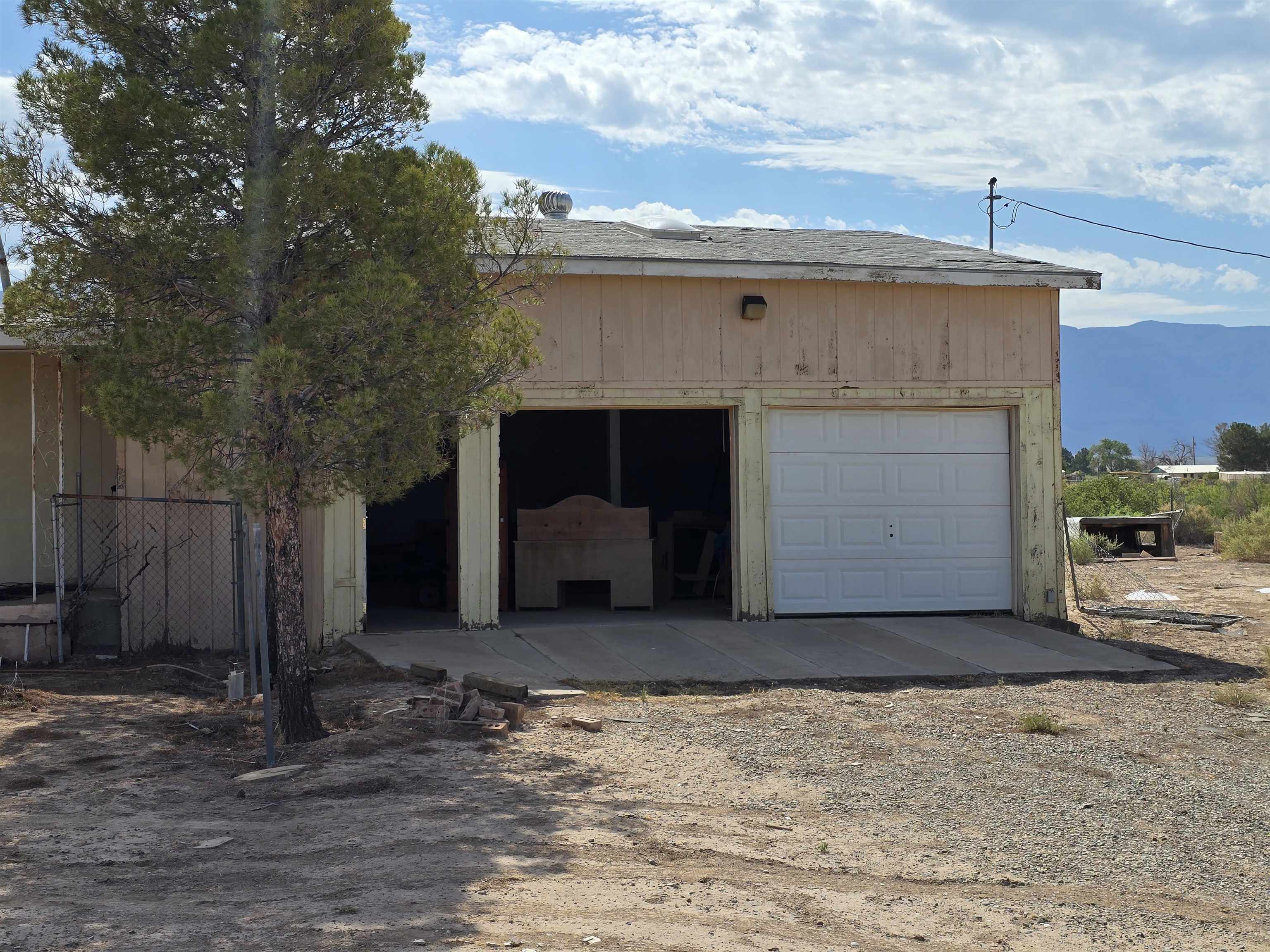 Property Photo:  1 Chaparral Ave  NM 88310 