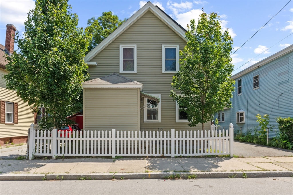 Property Photo:  127 Spruce St  MA 01841 