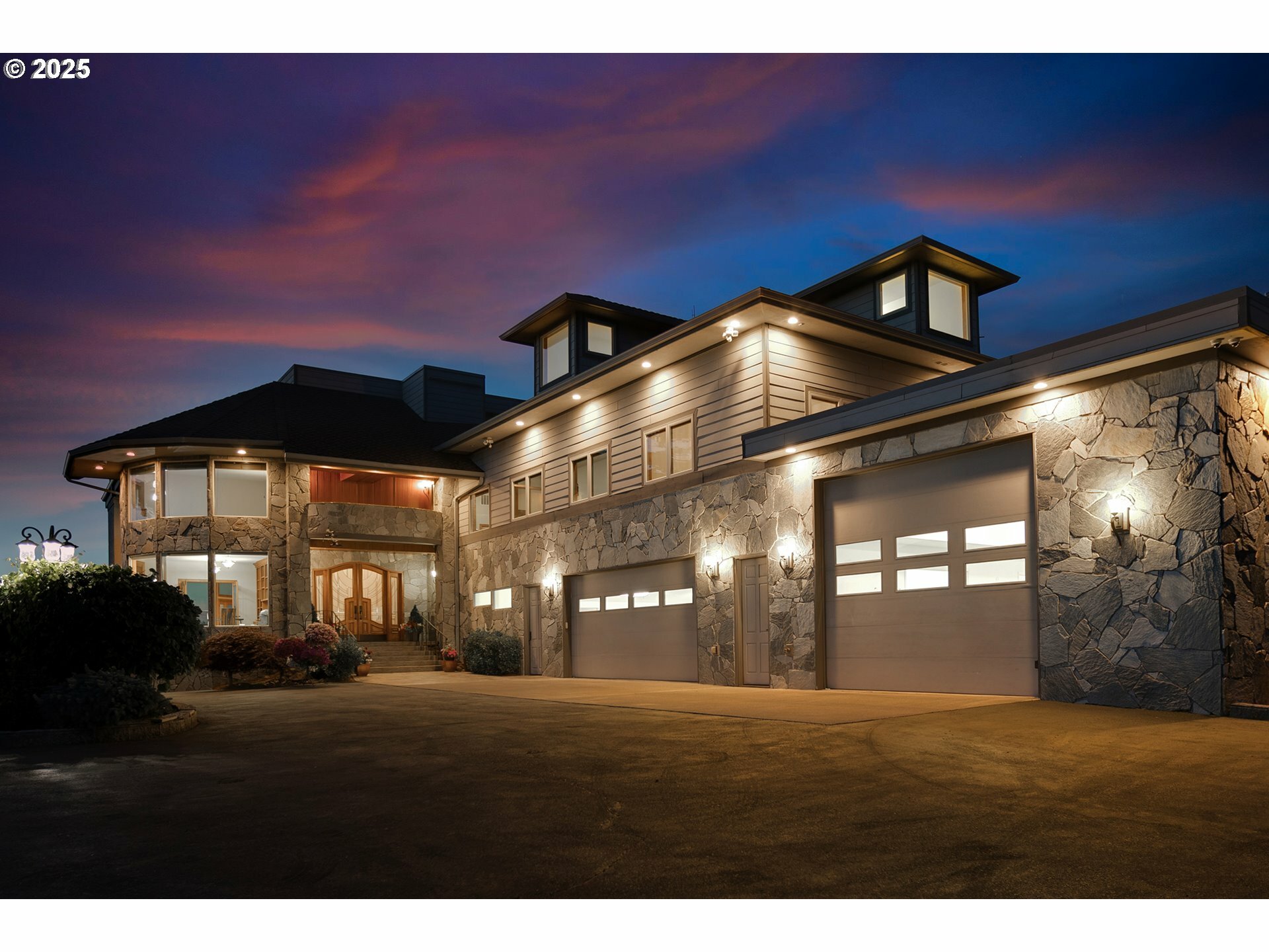 10801 SE Ridgeway Dr  Happy Valley OR 97086 photo