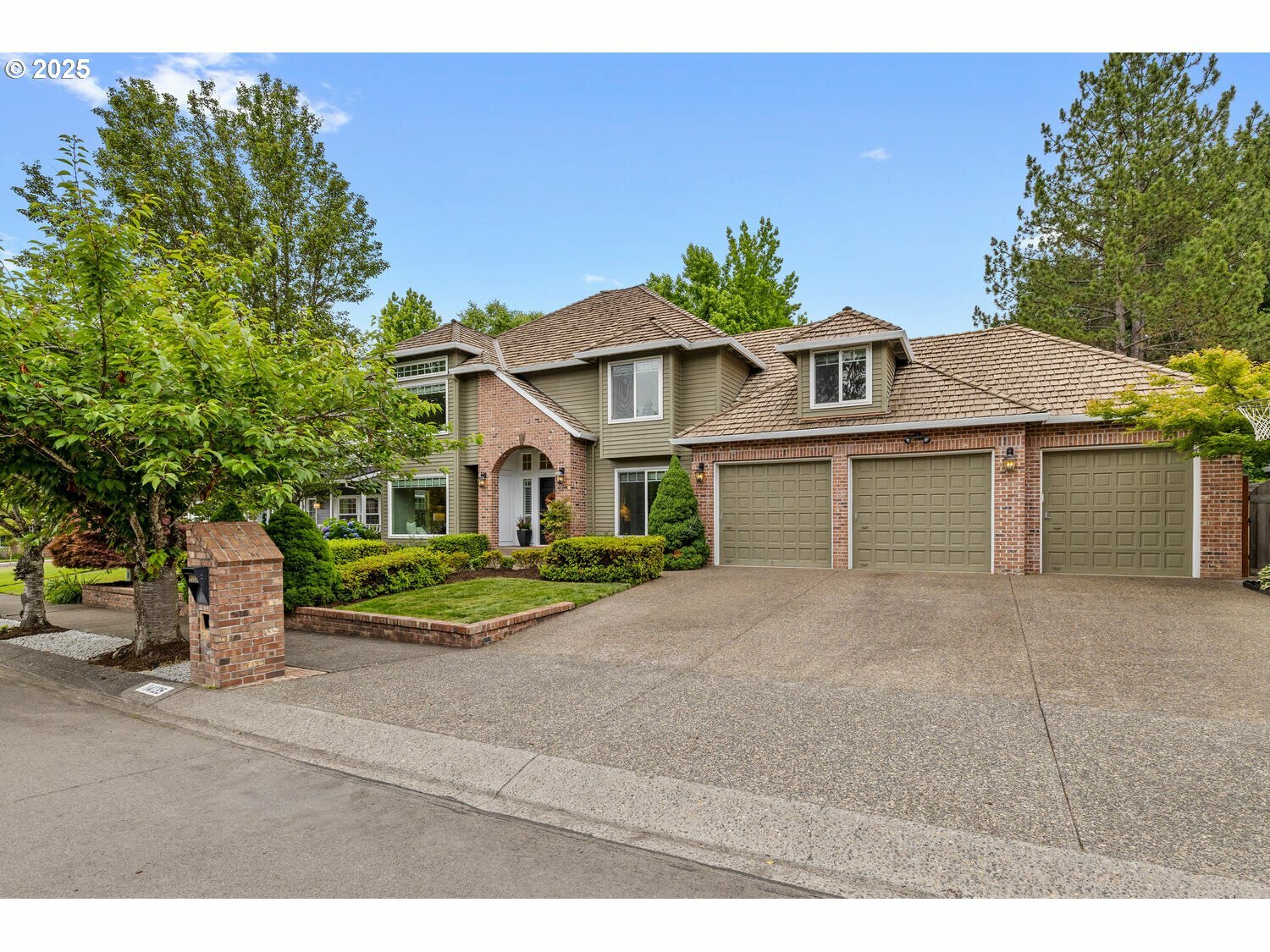 14135 Edenberry Dr  Lake Oswego OR 97035 photo