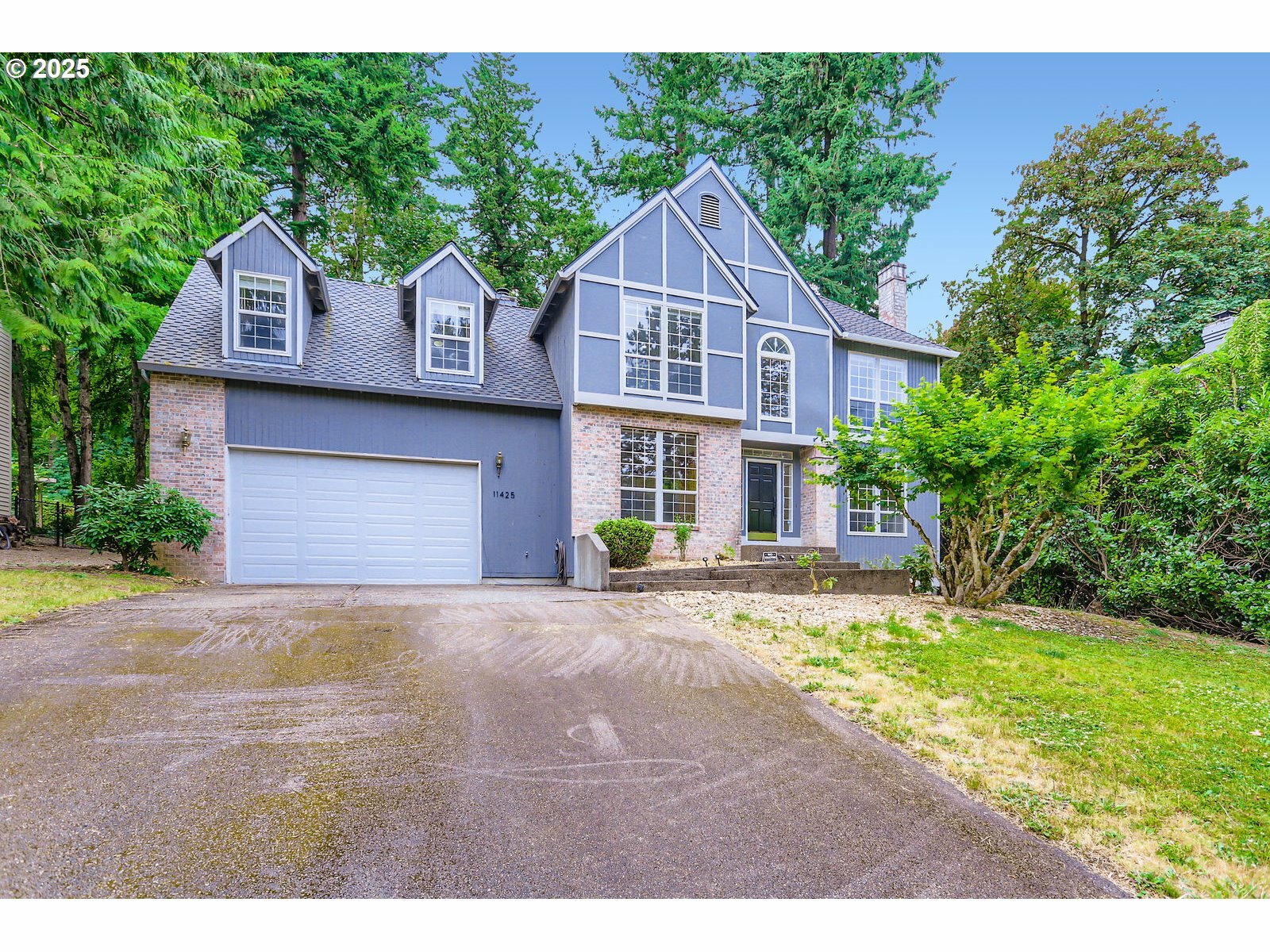 11425 SW Oak Creek Dr  Portland OR 97219 photo