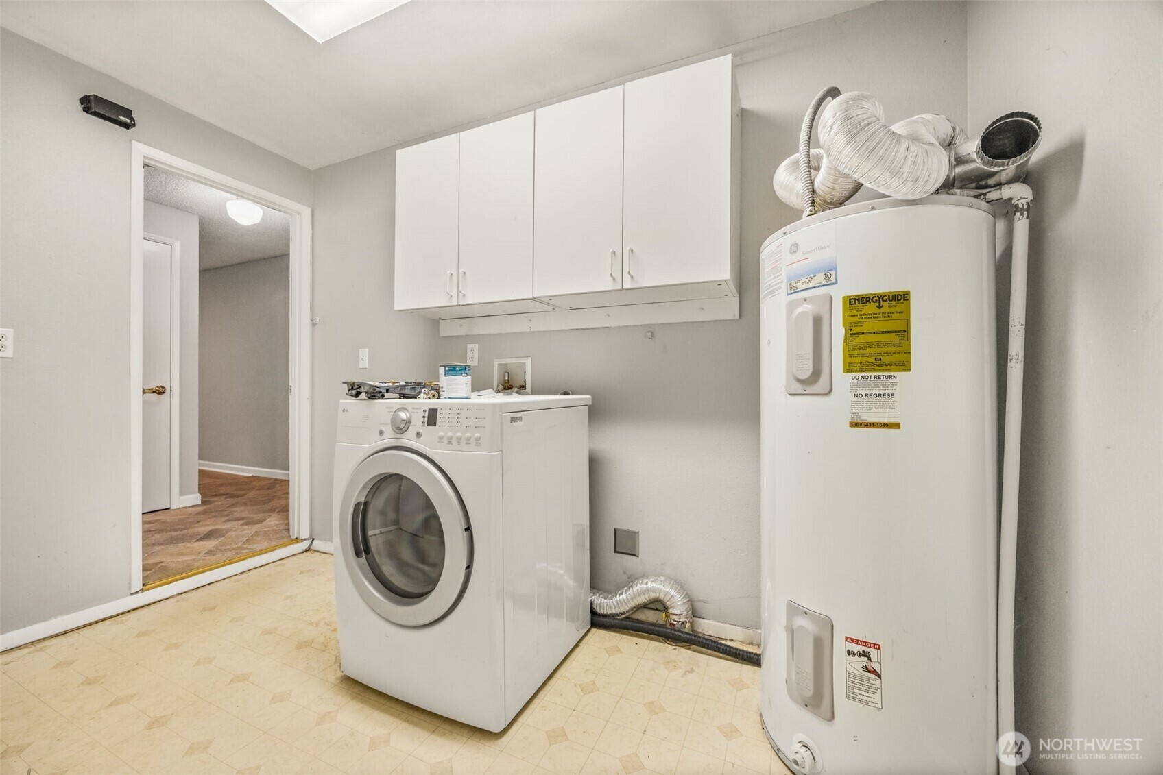 Property Photo: 9921 64th Avenue Ct E WA 98373