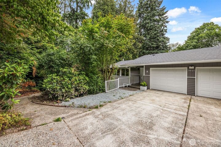 Property Photo: 9921 64th Avenue Ct E WA 98373