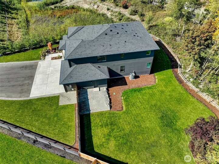 Property Photo:  30408  132nd Avenue SE  WA 98092 
