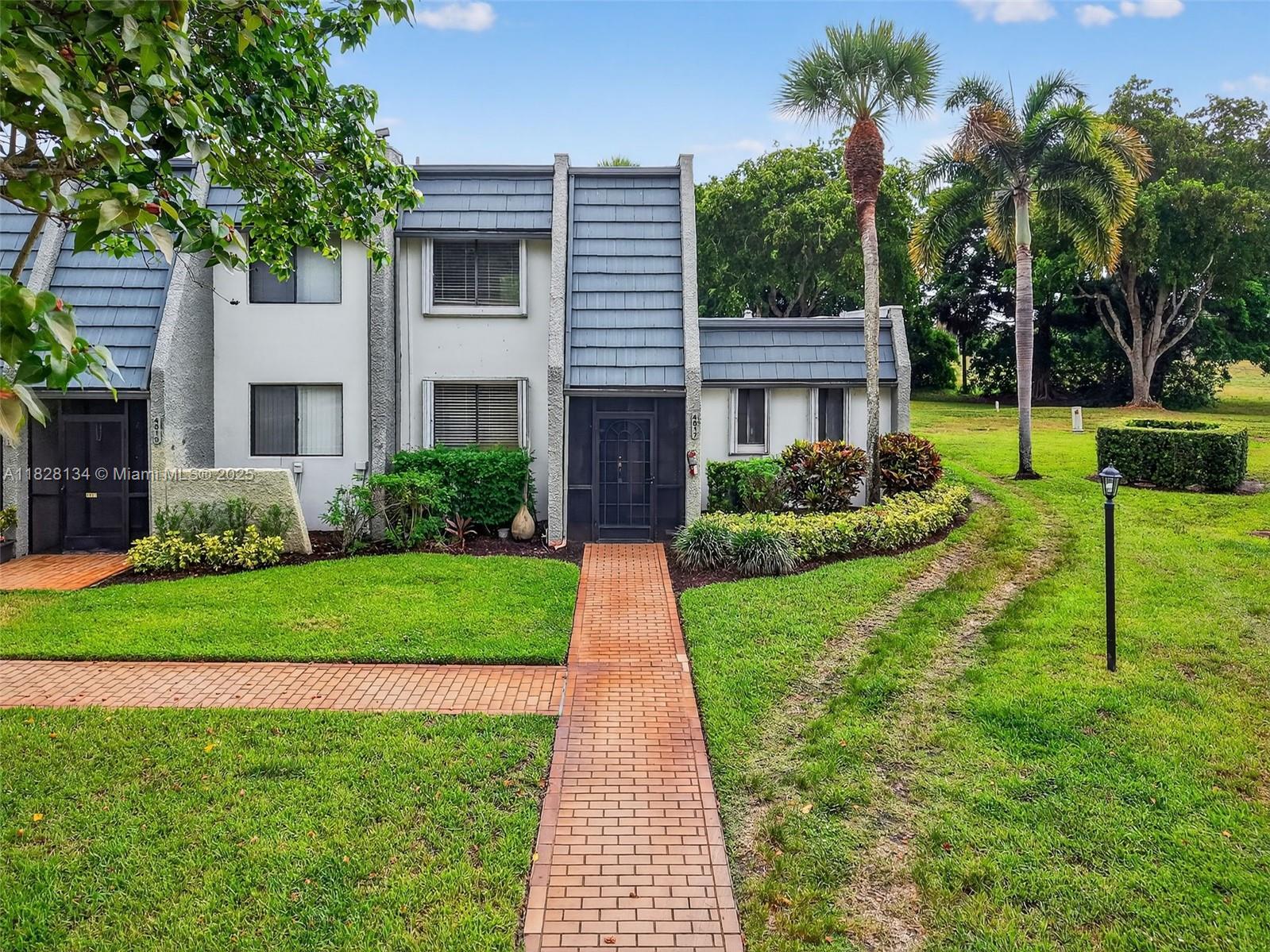 Property Photo: 4817 Esedra Ct FL 33467