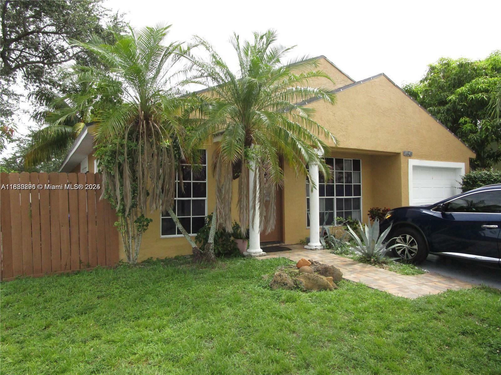 Property Photo: 1490 SW 85th Ter FL 33025