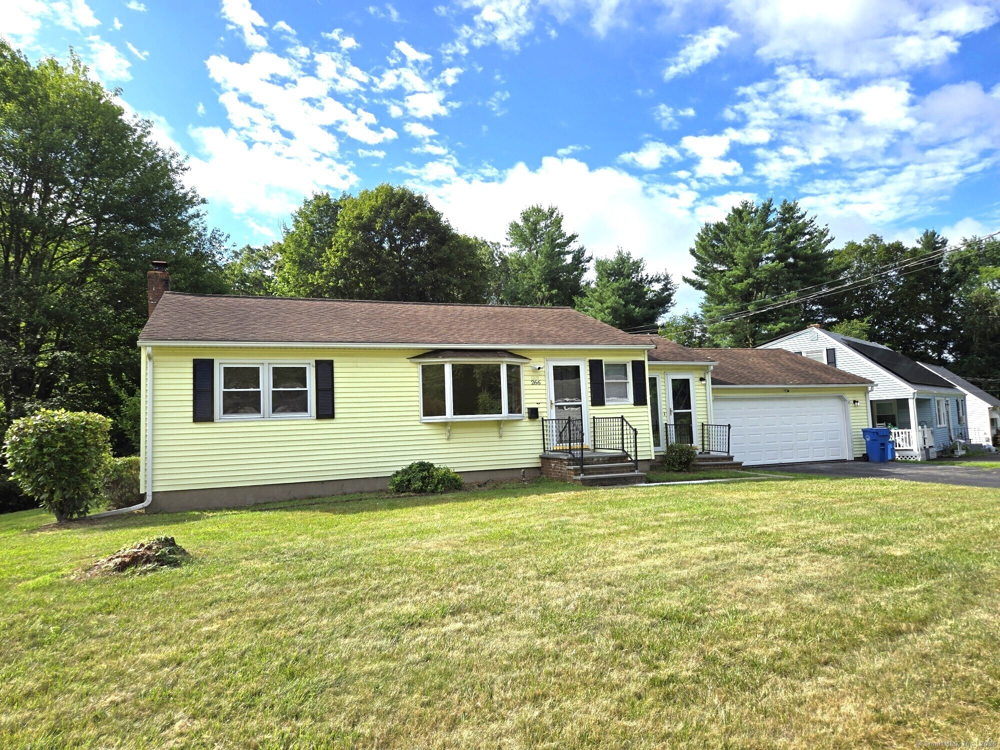 Property Photo: 266 Cianci Road CT 06053
