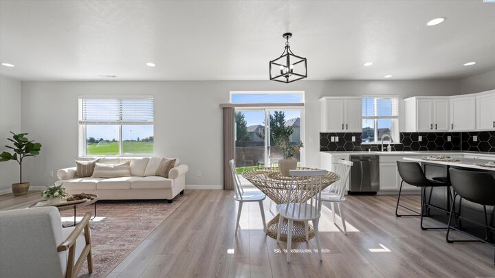 Property Photo:  3063 S Dawes  WA 99338 