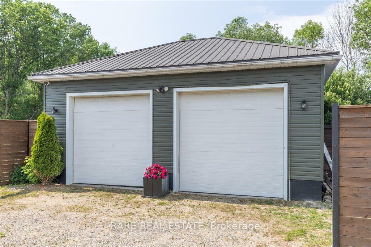 Property Photo: 1148 Glengarry Landing Road S ON L9X 1E1