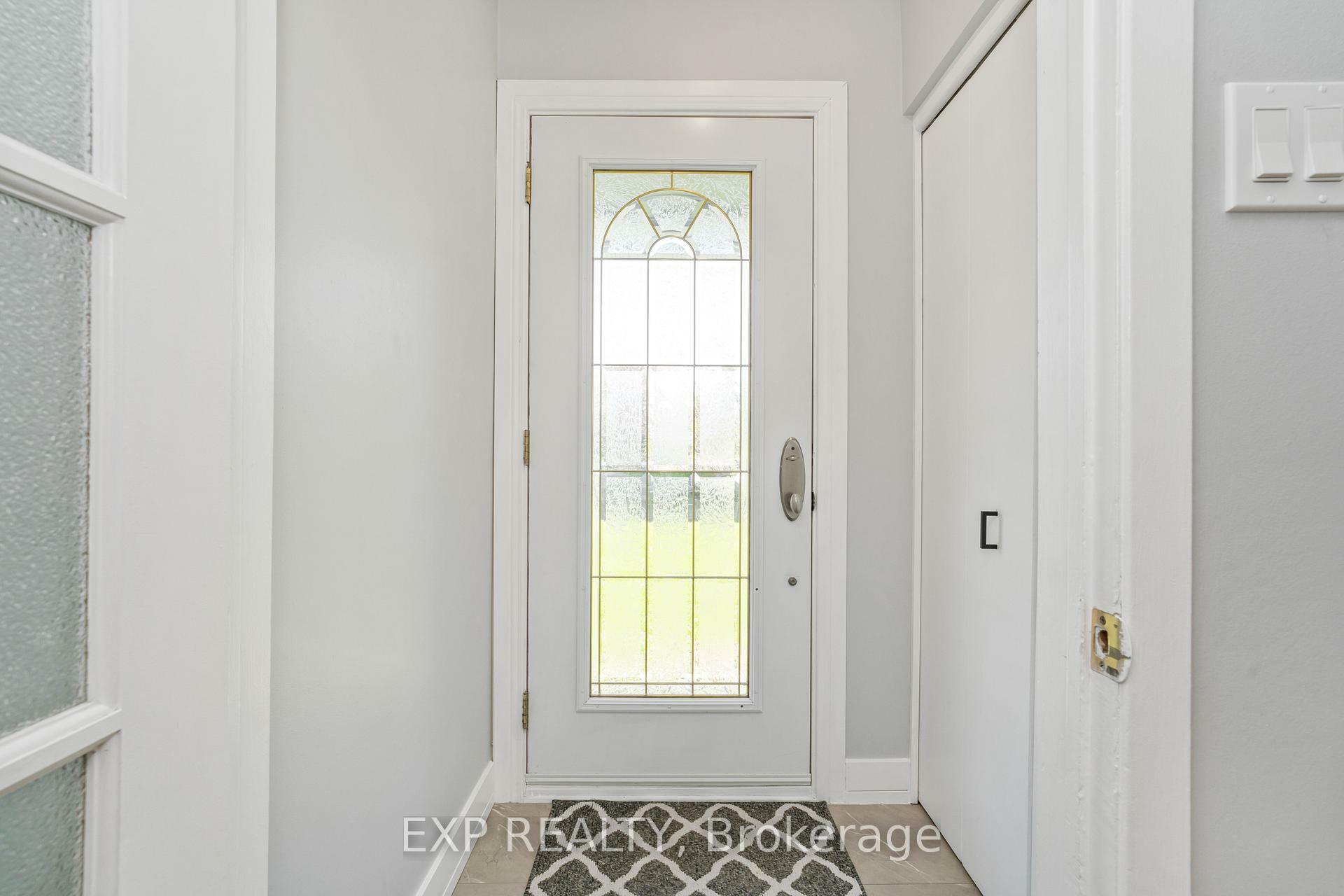 Property Photo:  322 Galloway Drive  ON K1E 1W3 