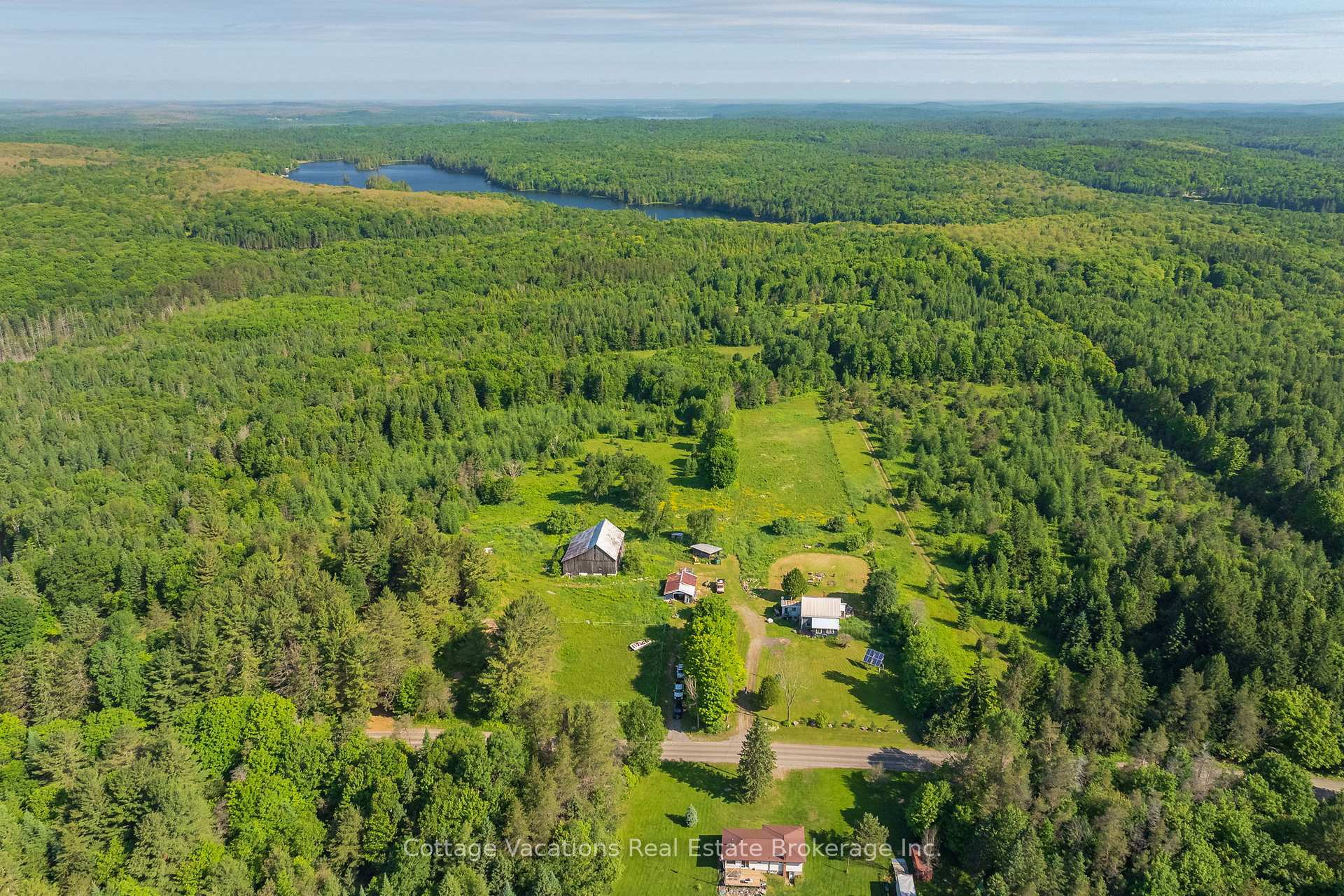 Photo de la propriété:  1678 Fern Glen Road W  ON P0A 1J0 