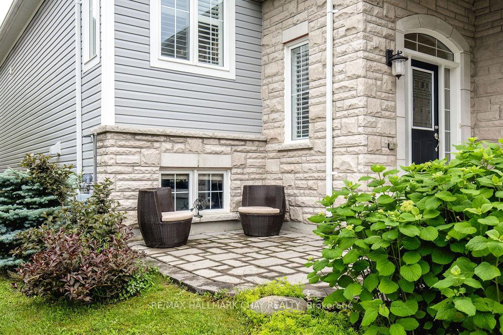 Property Photo: 30 Waterview Road N ON L9A 1A4