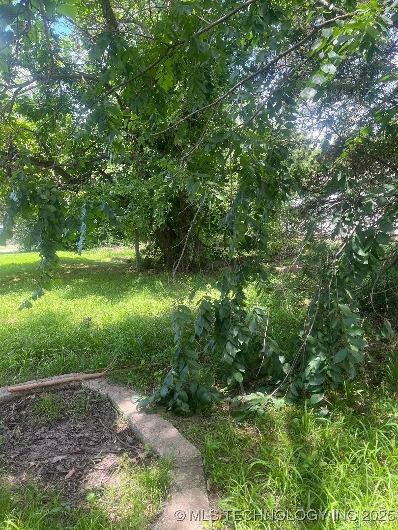 Property Photo:  1012 N Osage Avenue  OK 74017 