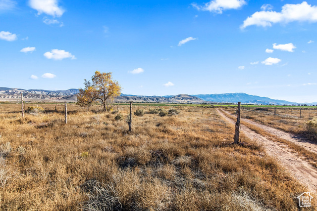 Property Photo: 655 W 1200 N UT 84657