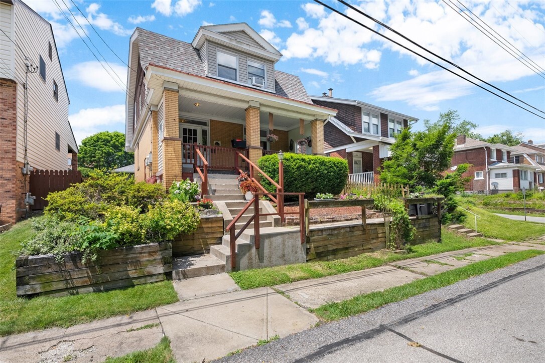 Property Photo: 310 Columbia Ave PA 15229