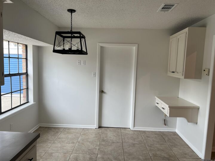 Property Photo:  1342 Barkley Dr  LA 70810 