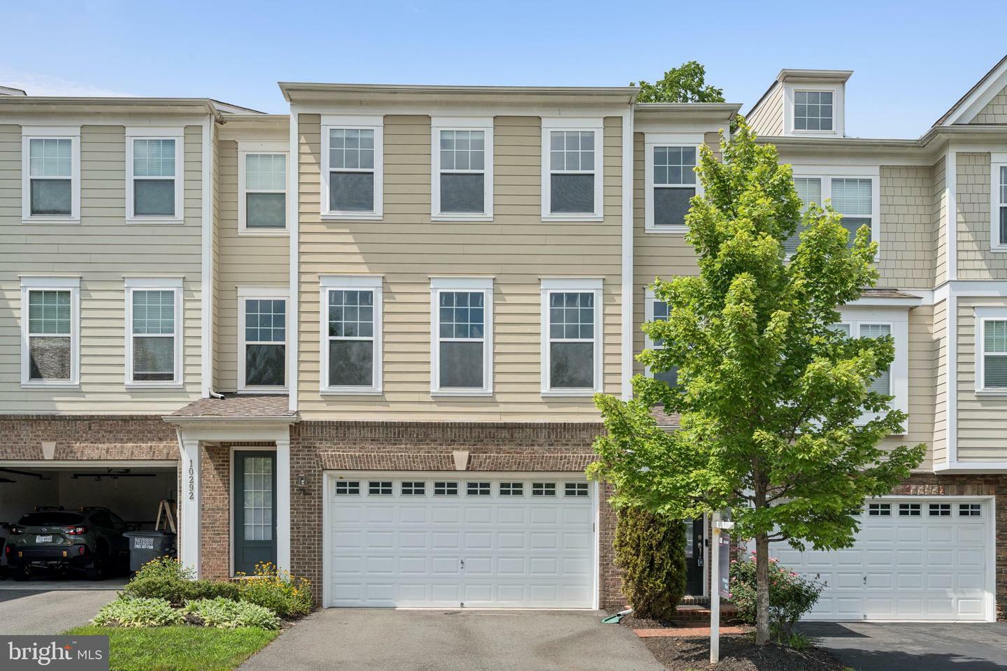 10290 Greenspire Drive  Oakton VA 22124 photo