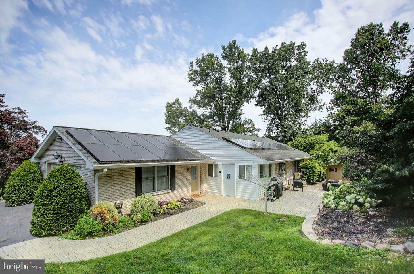 Property Photo: 13741 Villa View Drive W PA 17268