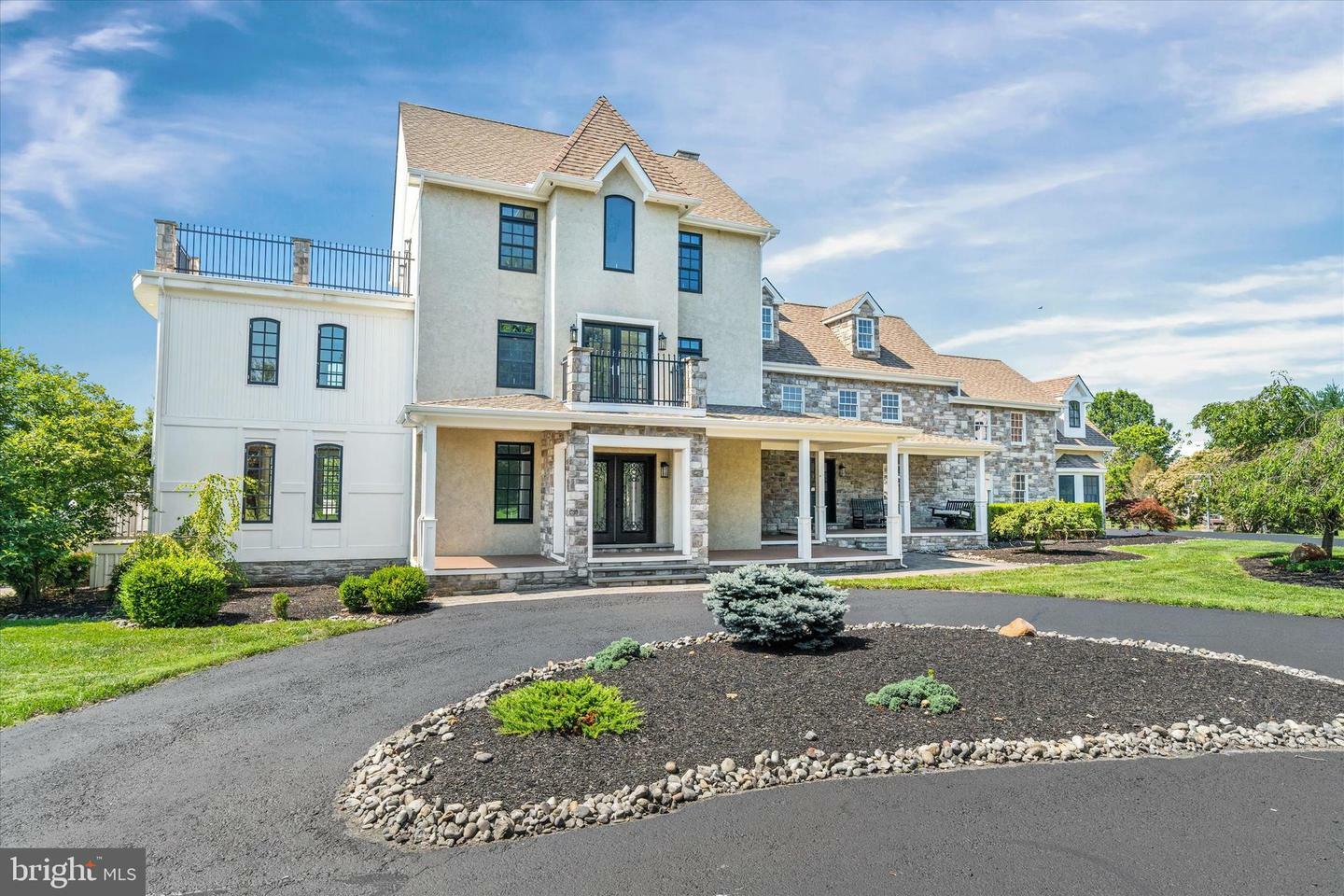 Property Photo: 2159 McCoy Road DE 19701