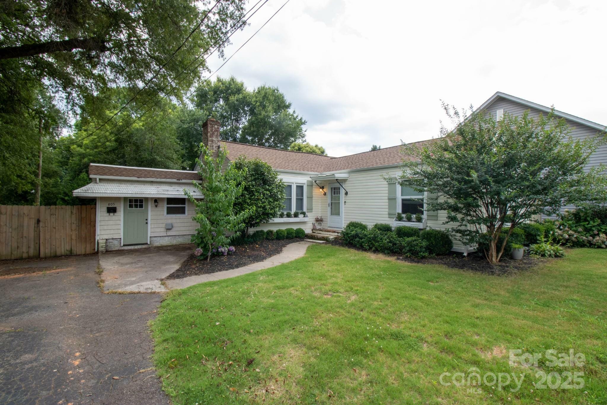 805 Pine Street  Mooresville NC 28115 photo