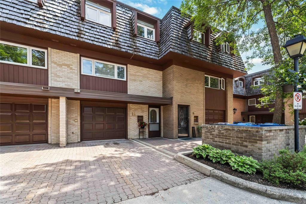 Property Photo: 341 Westwood Drive MB R3K 1G4