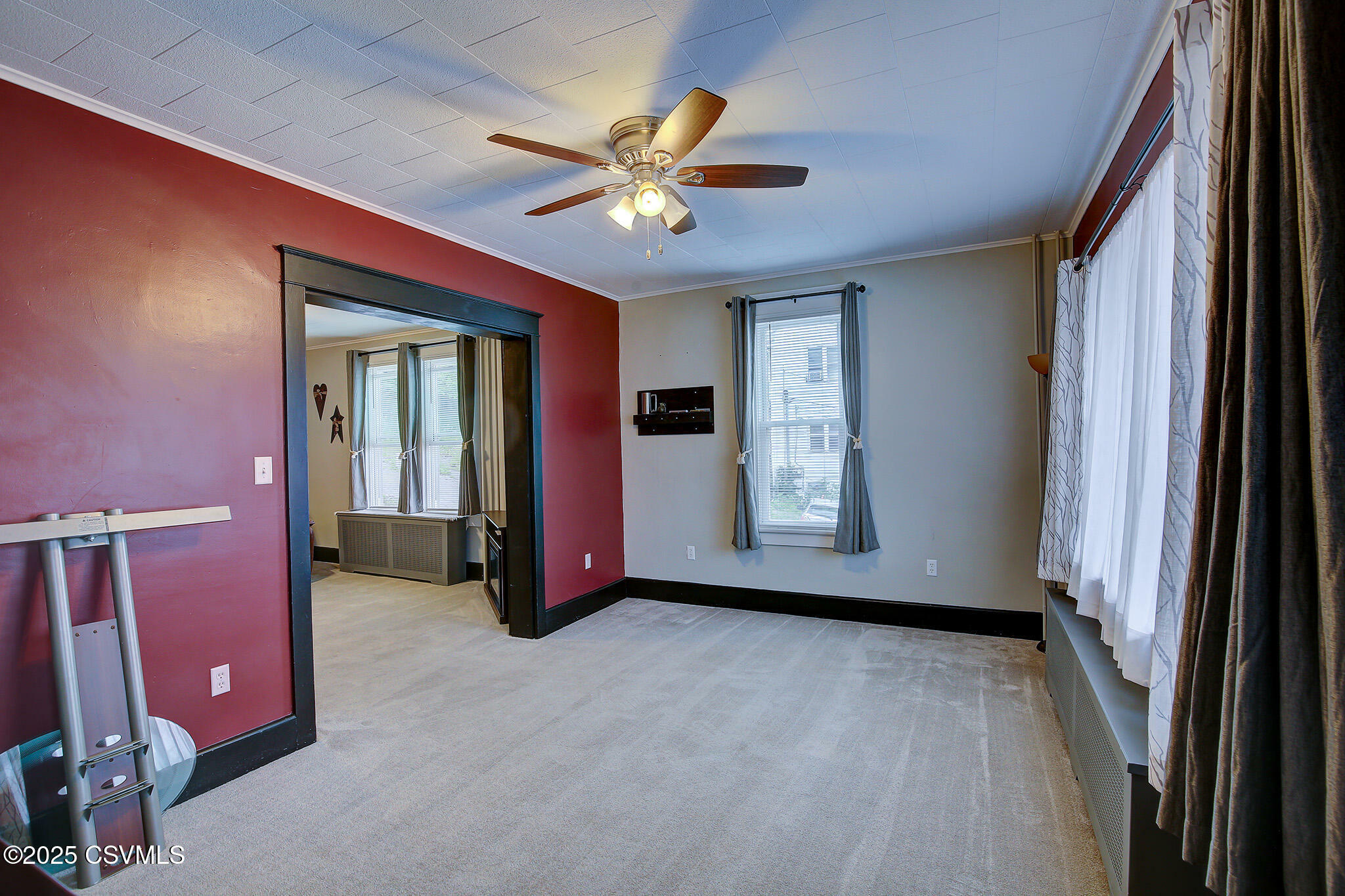 Property Photo:  529 Bear Valley Avenue  PA 17872 
